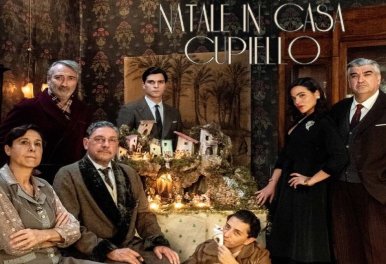 Natale in casa Cupiello: il film con Castellitto. Oggi con Eduardo De Filippo su Rai5
