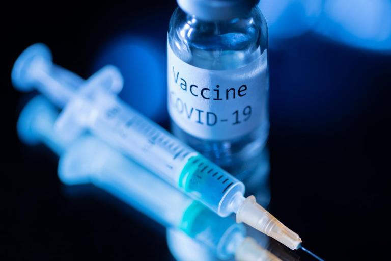 Covid-19, vaccinazione popolazione over 80, attiva la piattaforma informatica per le adesioni