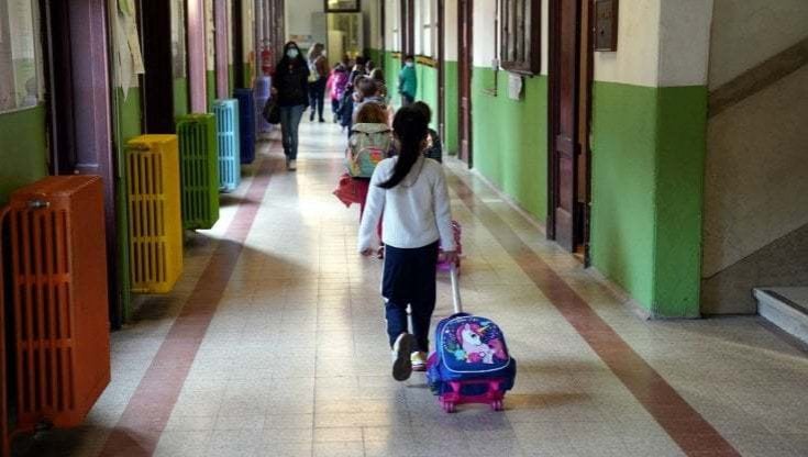 Scuola, il Tar: “Sì alle lezioni in presenza in Campania”